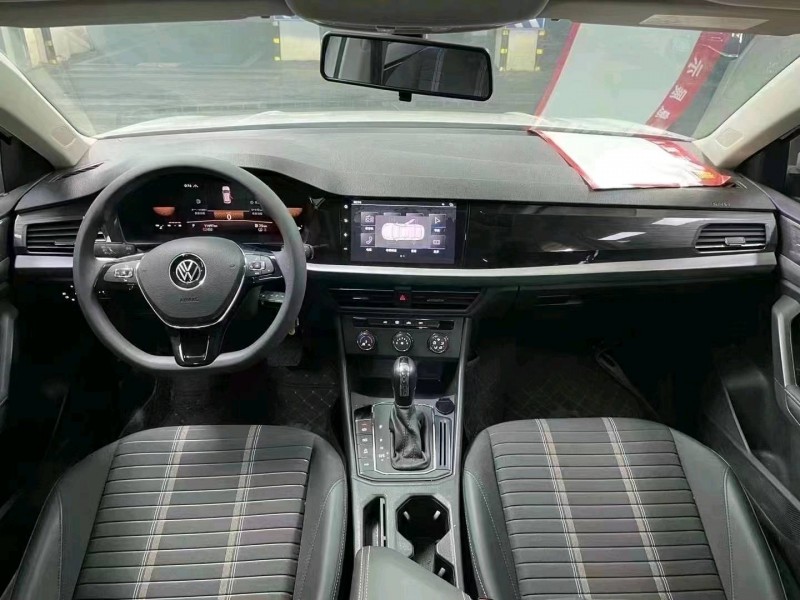 成都22年大众朗逸7