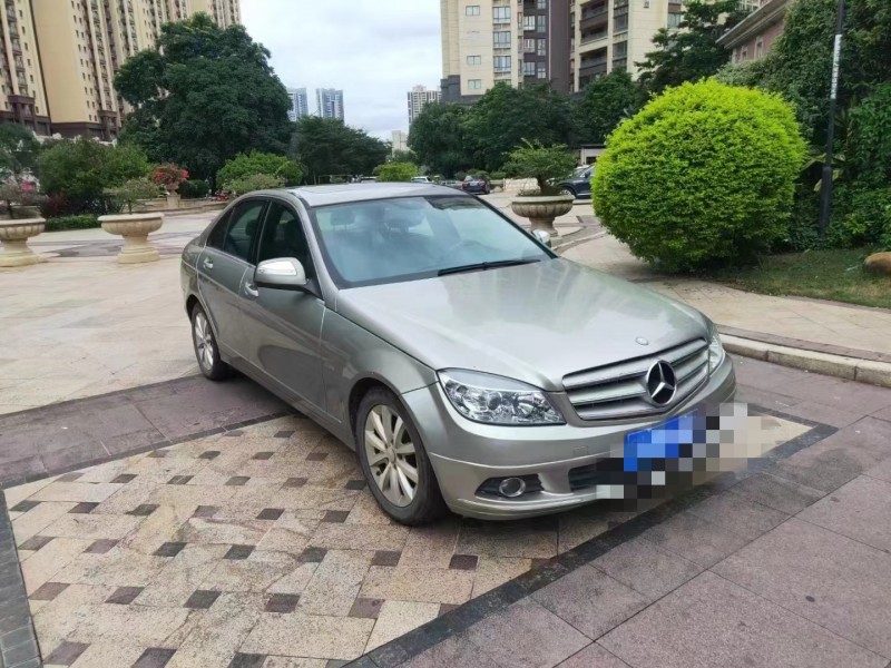 广州09年奔驰C2