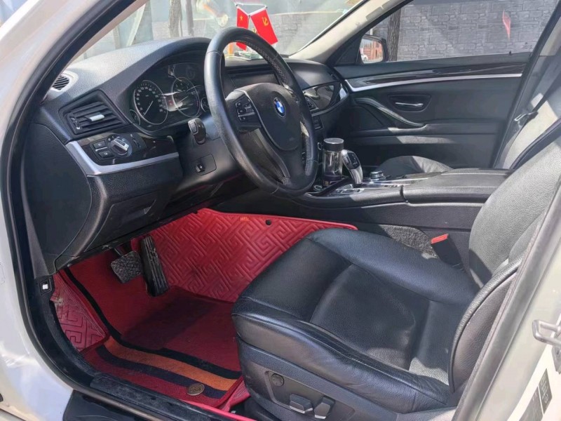 保定12年宝马5系4