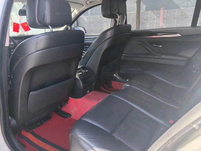 保定12年宝马5系5