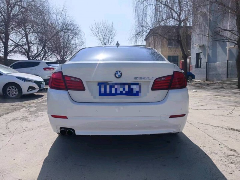 保定12年宝马5系9