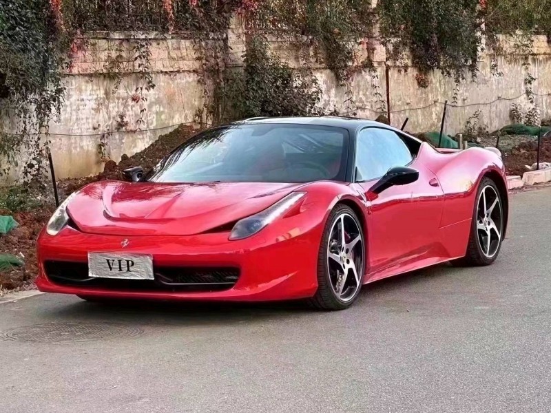 昆明13年法拉利4582