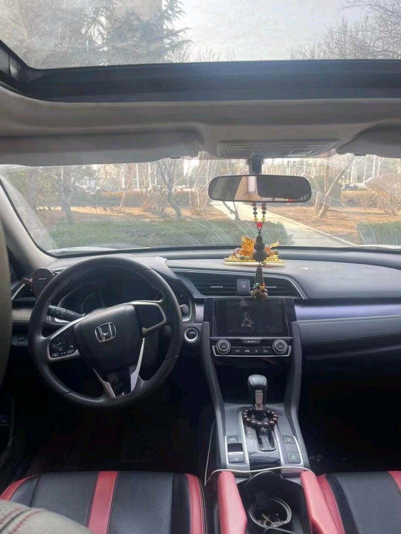 淄博16年本田思域5