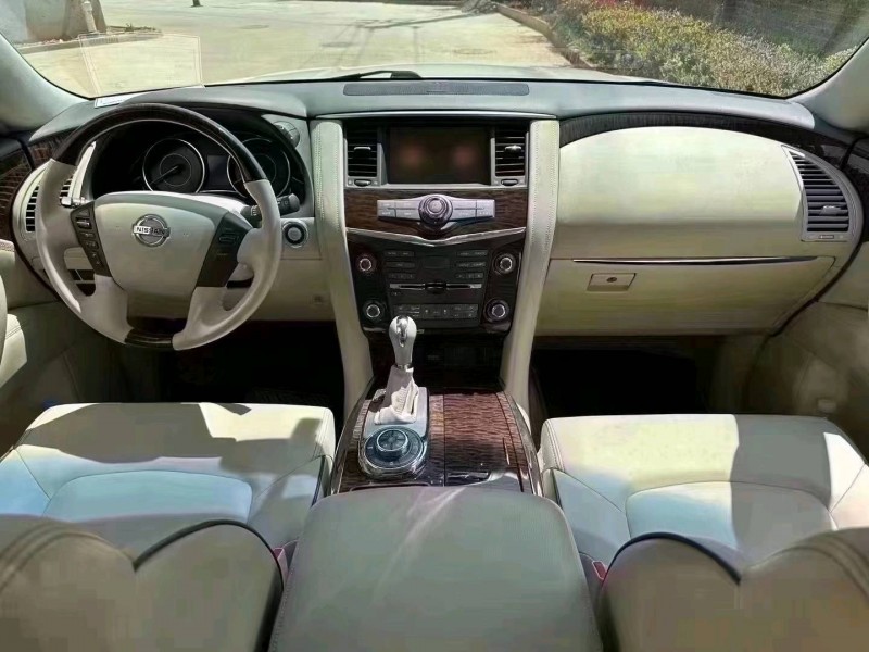 昆明20年日產途樂4