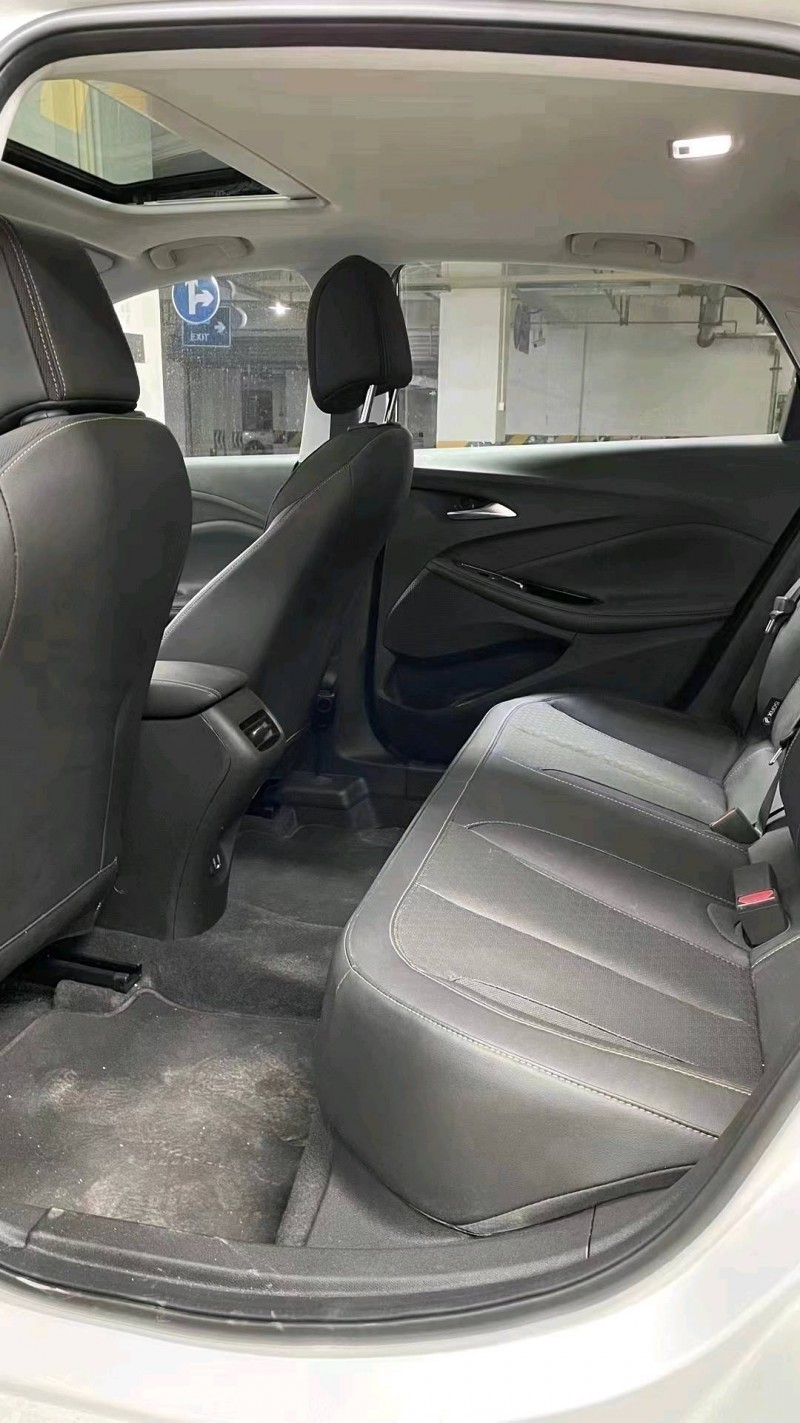 成都23年别克威朗7