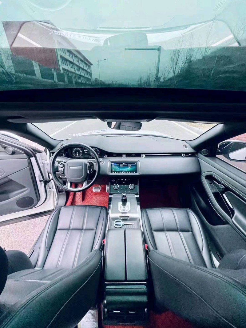 青岛20年路虎极光5