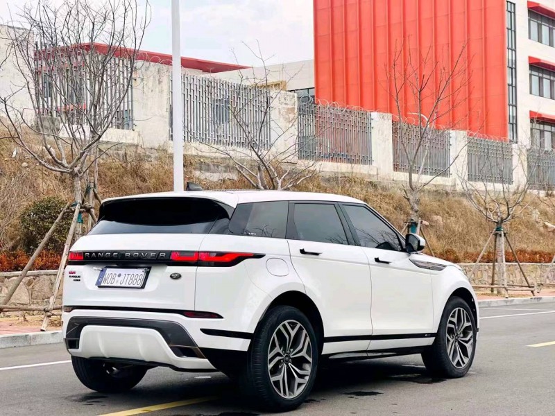 青岛20年路虎极光7