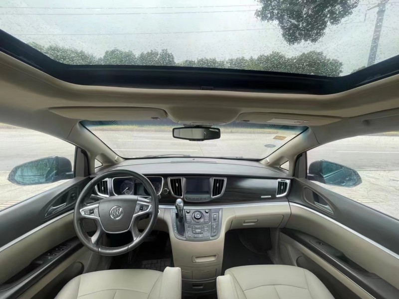 广州13年别克GL83