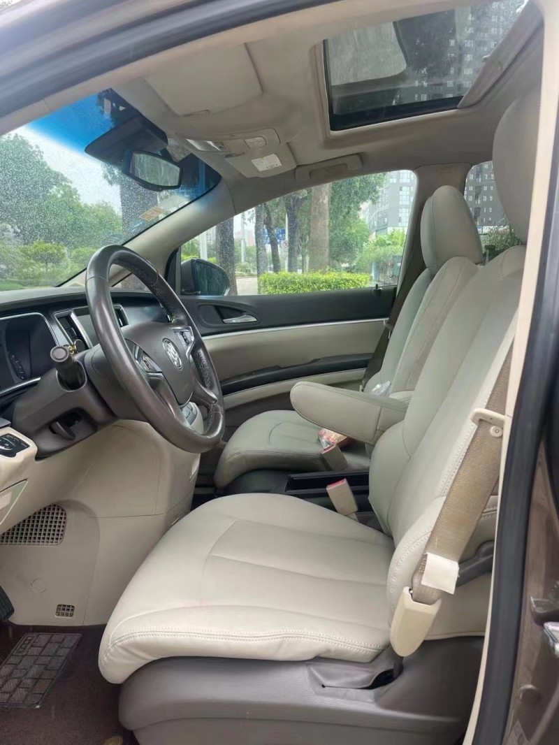 广州13年别克GL85