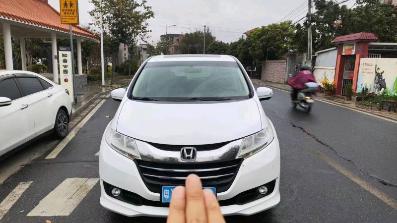 珠海17年本田奥德赛1