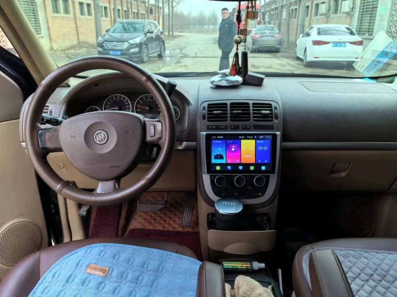 保定15年别克GL87