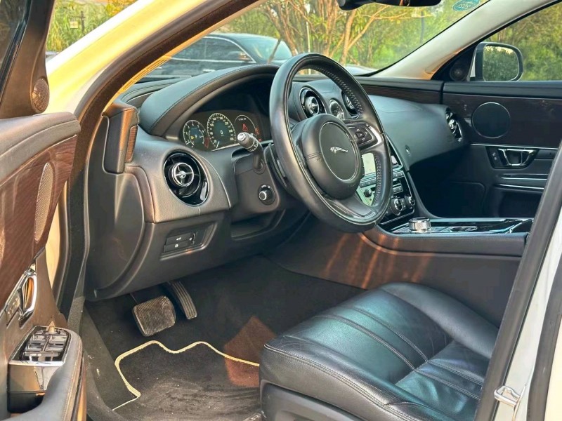 衡陽18年捷豹XJL4