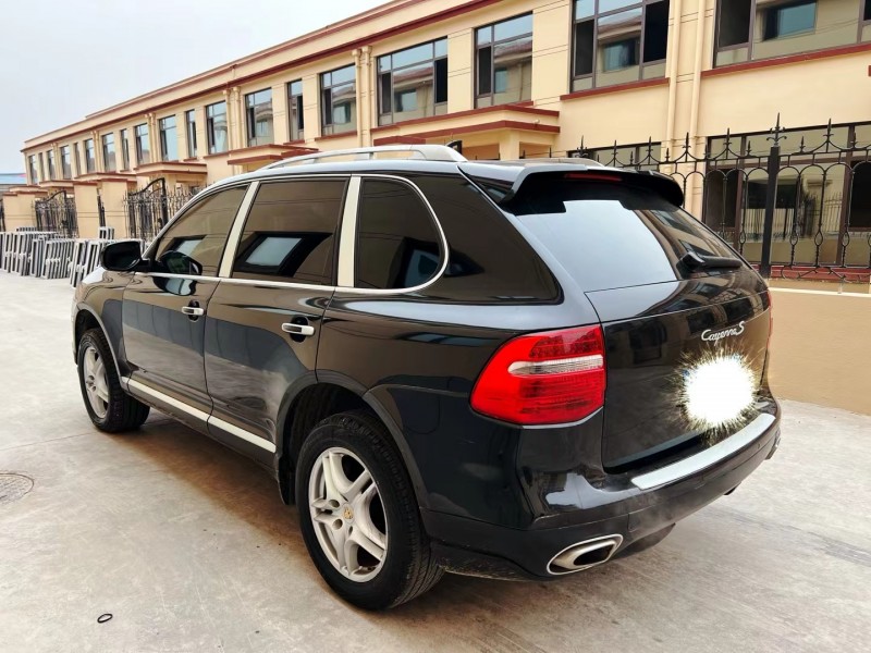 潍坊08年保时捷卡宴3