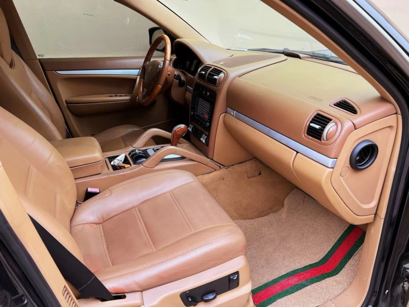 潍坊08年保时捷卡宴6