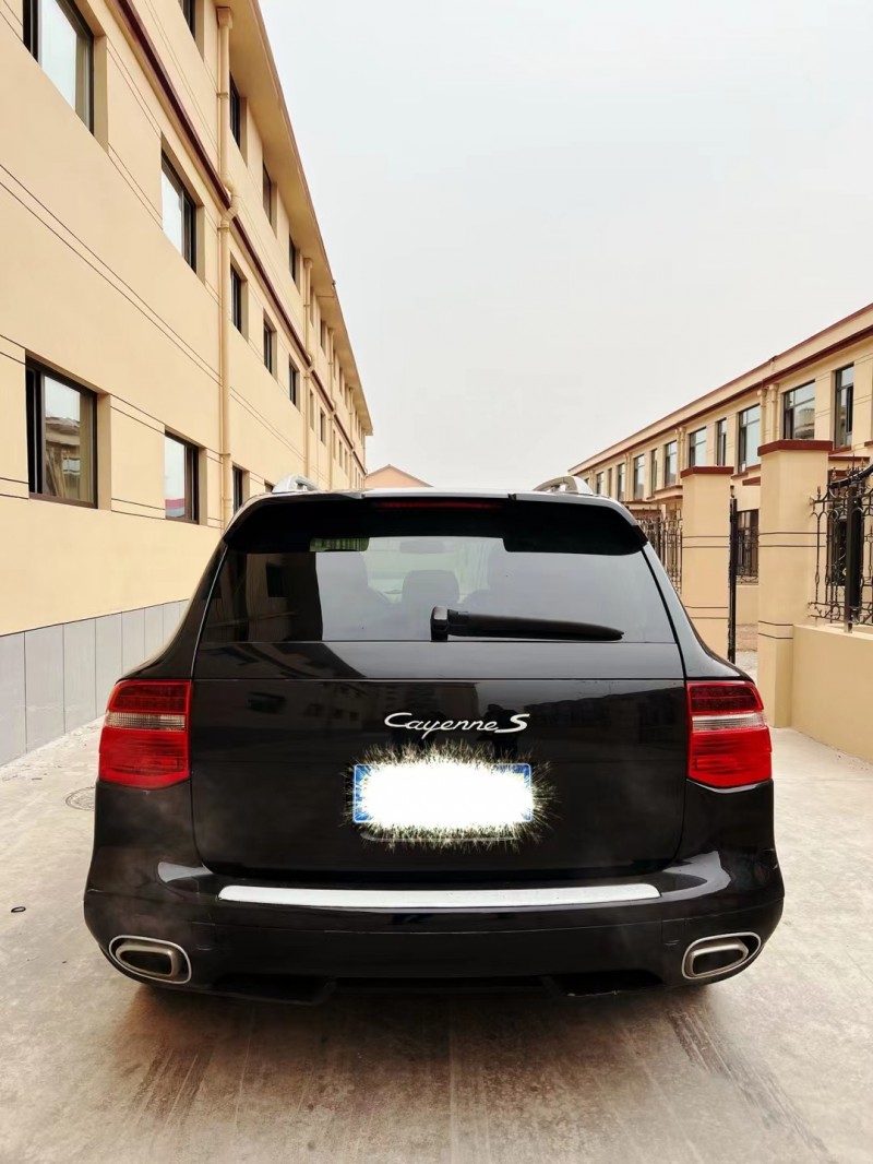 潍坊08年保时捷卡宴8