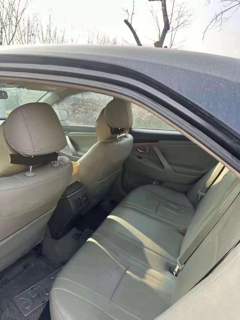 济南15年丰田凯美瑞6