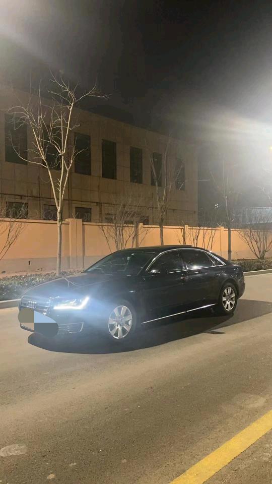 枣庄14年奥迪A8L2