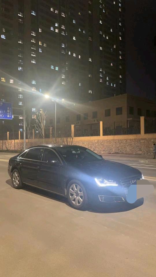 枣庄14年奥迪A8L3