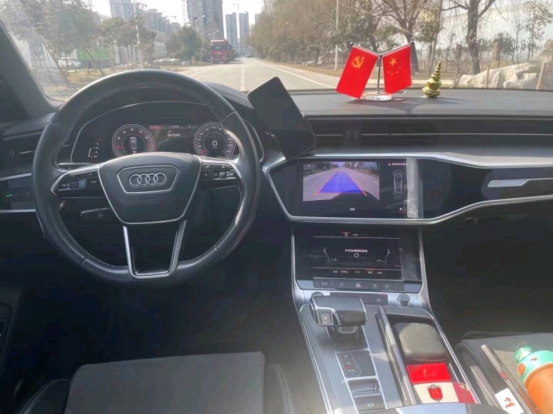 东营21年奥迪A6L3