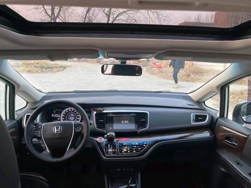 东营17年本田奥德赛3