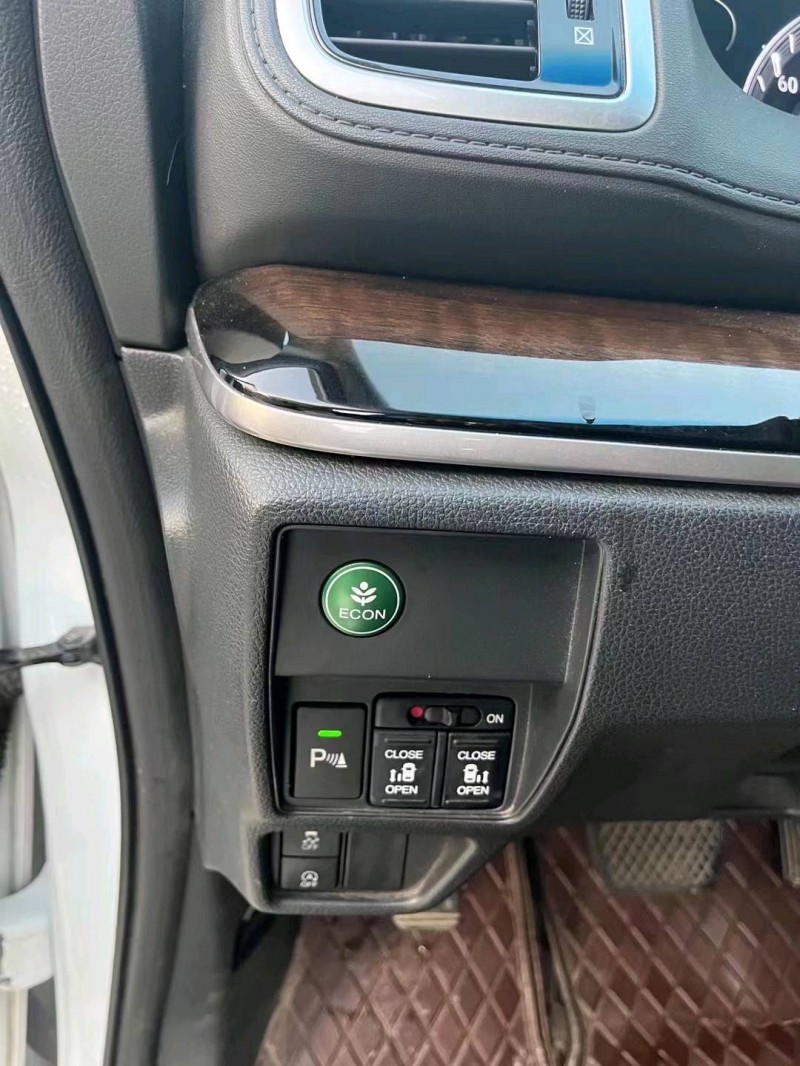 东营17年本田奥德赛8