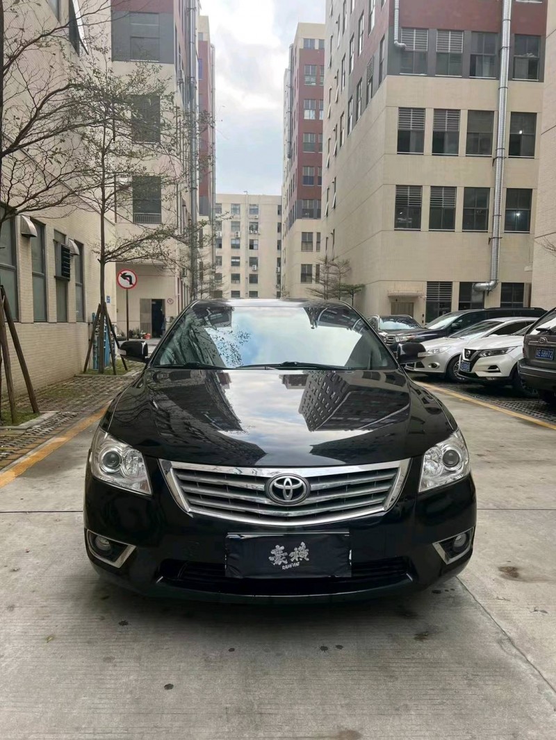 佛山10年丰田凯美瑞1