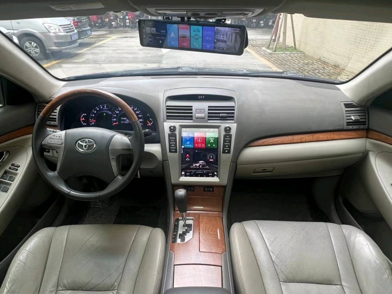 佛山10年丰田凯美瑞8