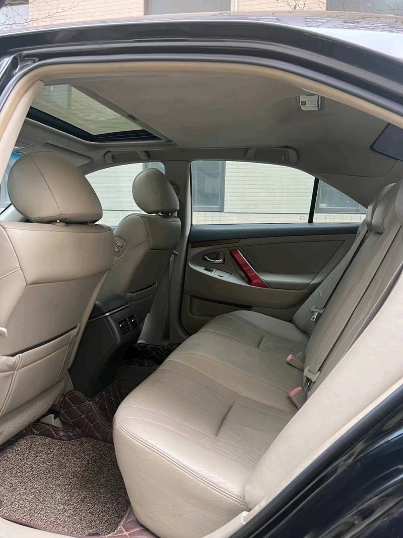 佛山10年丰田凯美瑞9