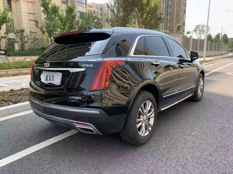 廈門20年凱迪拉克XT57