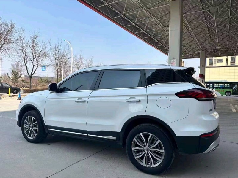 邯郸20年吉利博越5