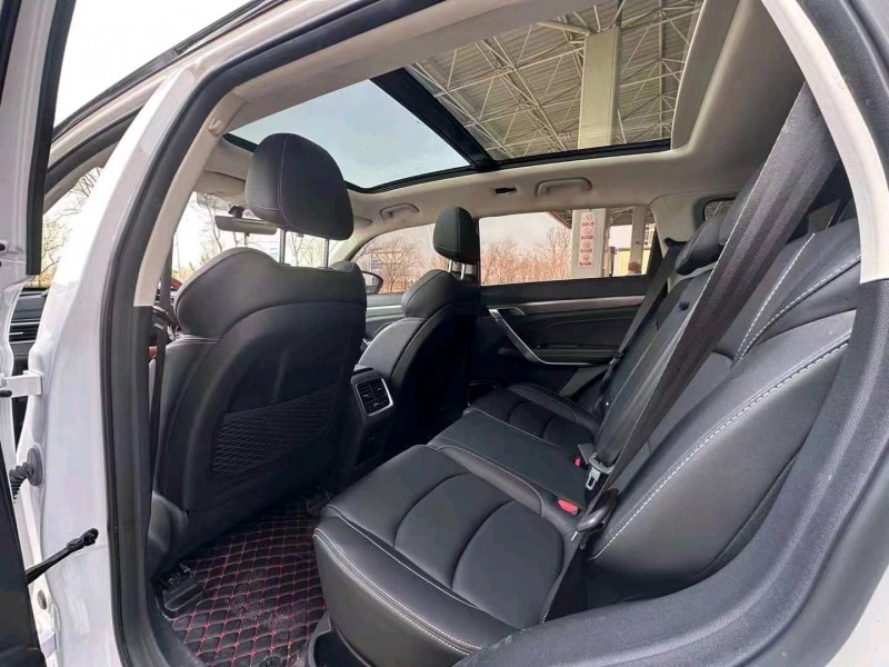 邯郸20年吉利博越8