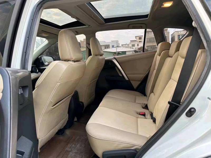 珠海14年丰田RAV4荣放5