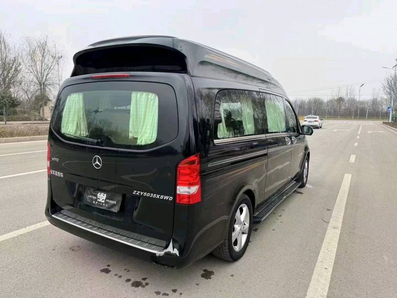 东营18年奔驰威霆7