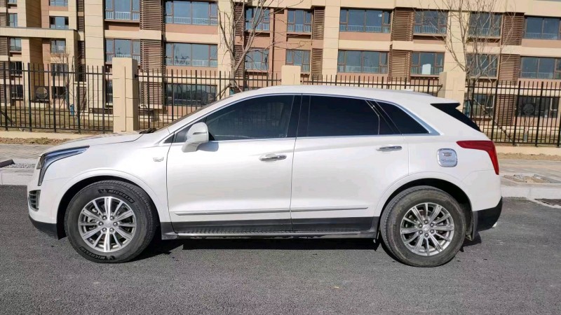 邯郸17年凯迪拉克XT57