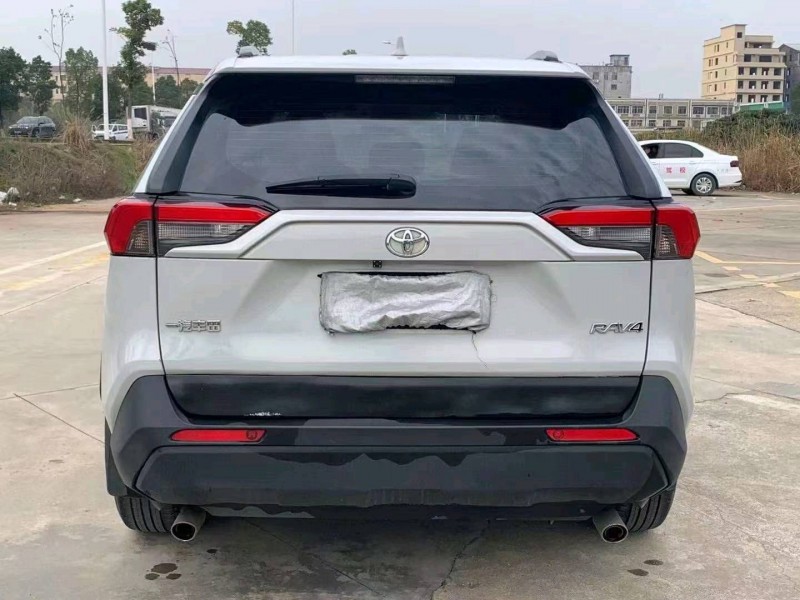 衡陽21年豐田RAV4榮放3