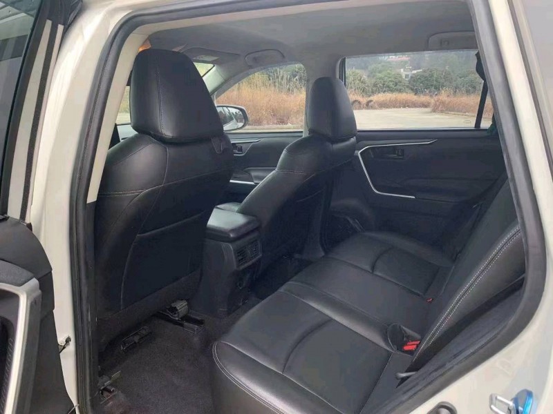 衡陽21年豐田RAV4榮放6