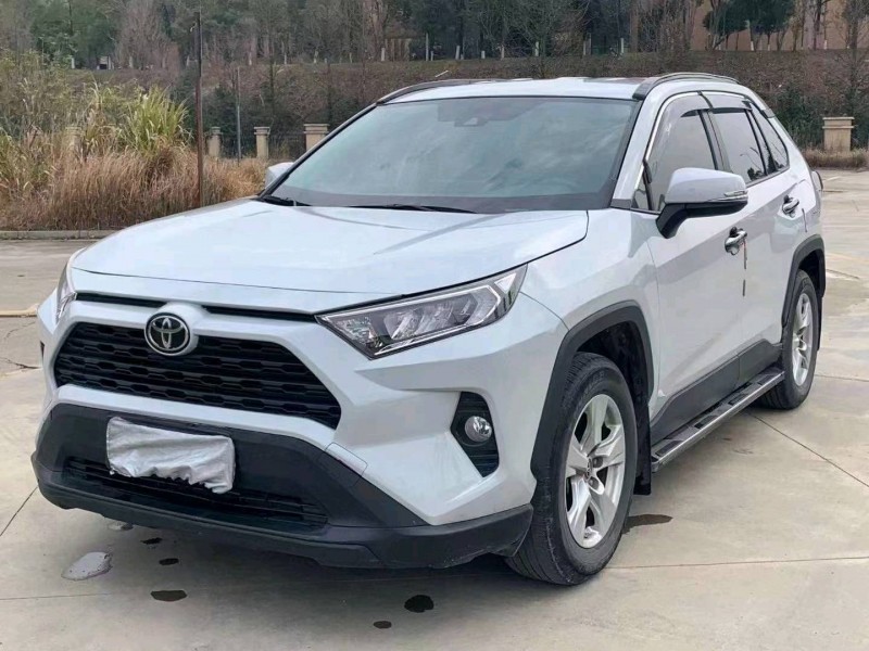 衡陽21年豐田RAV4榮放7