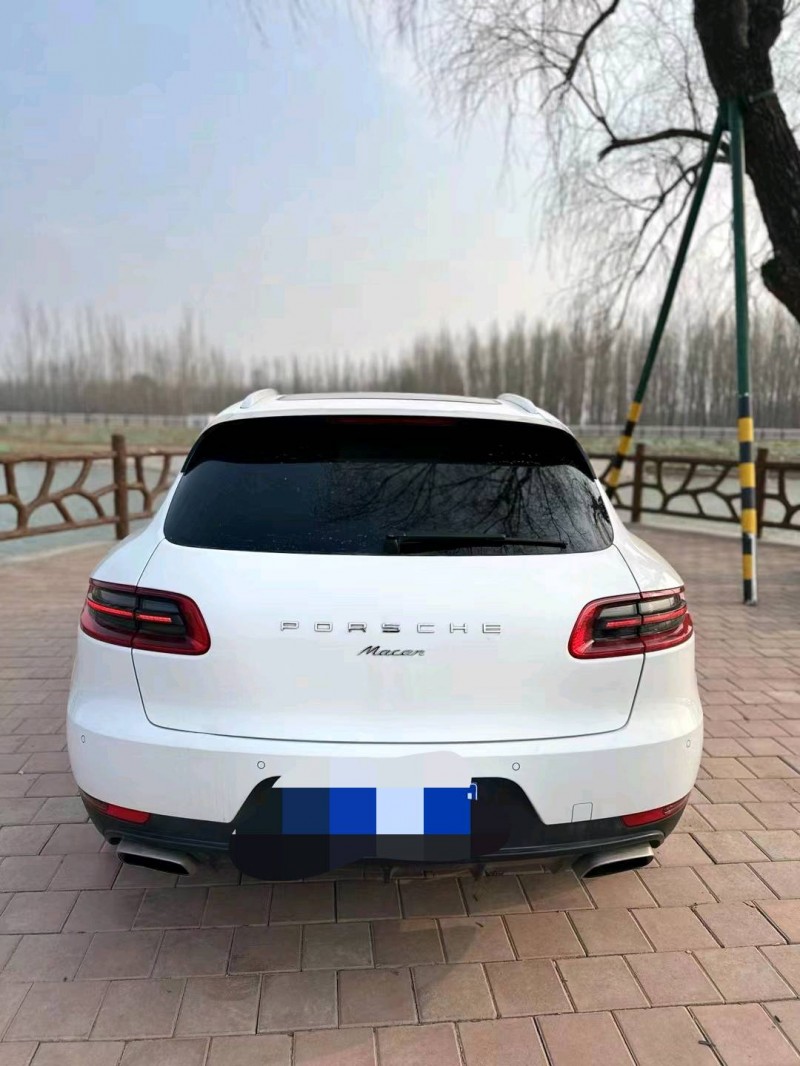 枣庄17年保时捷Macan2