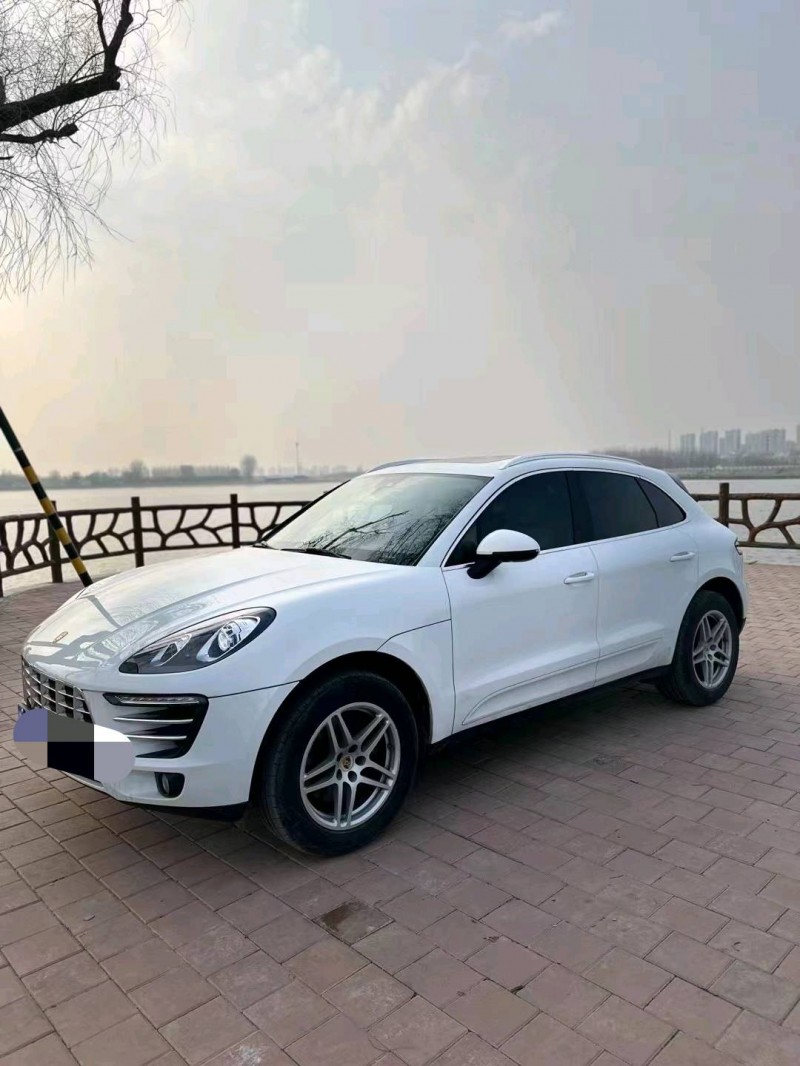枣庄17年保时捷Macan6