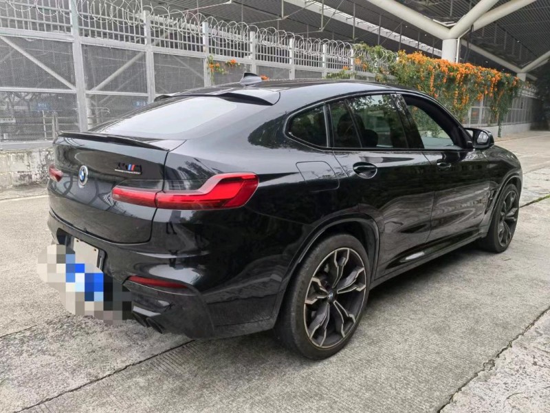 珠海20年宝马X44