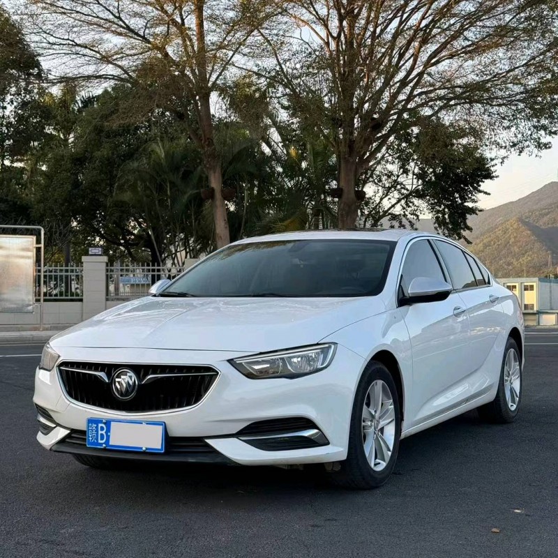 珠海20年别克君威2