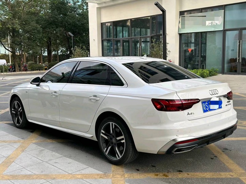 珠海22年奥迪A4L4