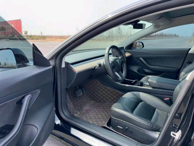 鹽城20年特斯拉MODEL 37