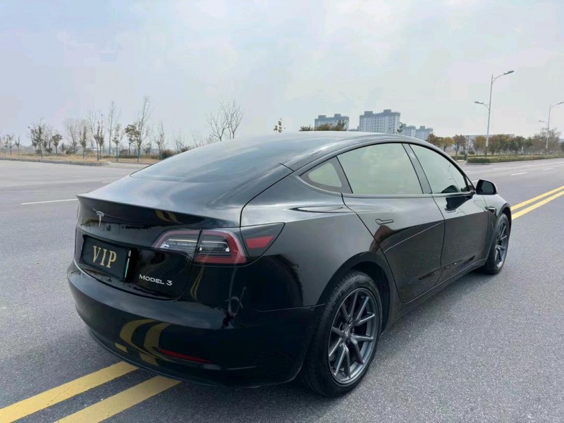 鹽城20年特斯拉MODEL 39