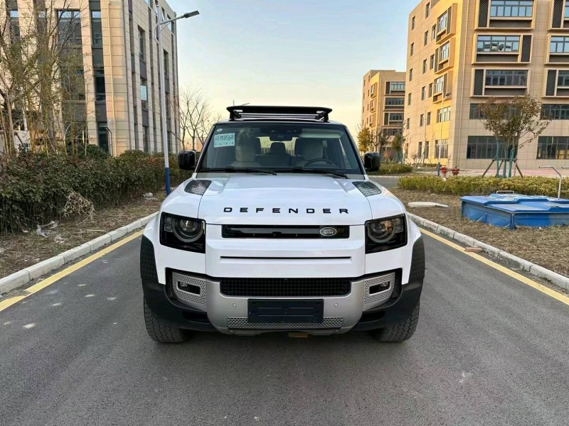 徐州23年路虎卫士1