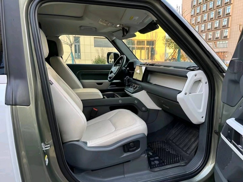 徐州23年路虎卫士5