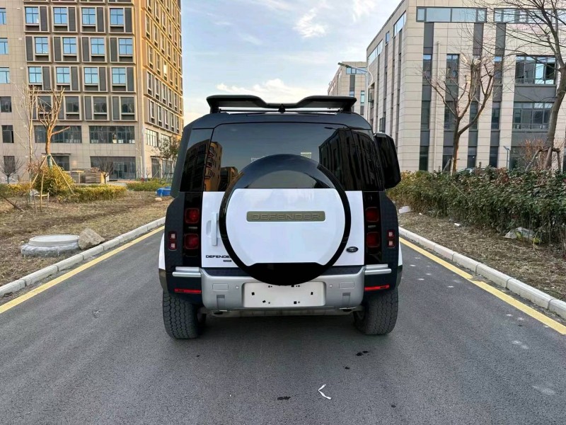 徐州23年路虎卫士9