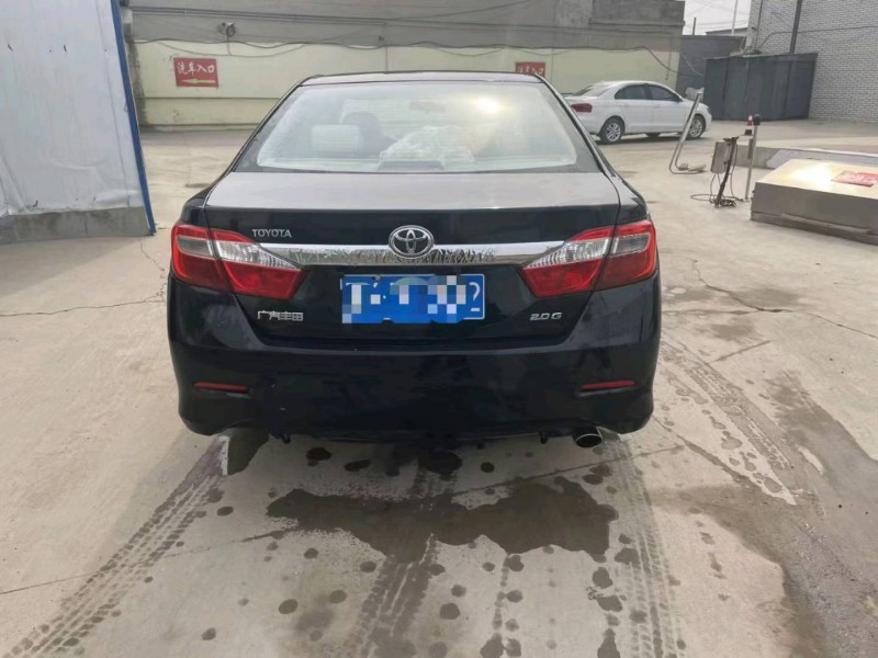 保定13年丰田凯美瑞6