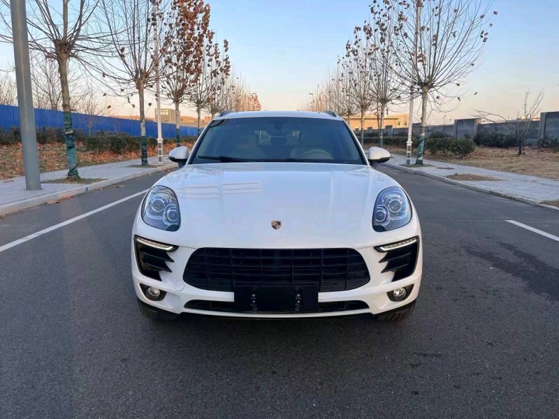徐州16年保时捷Macan1