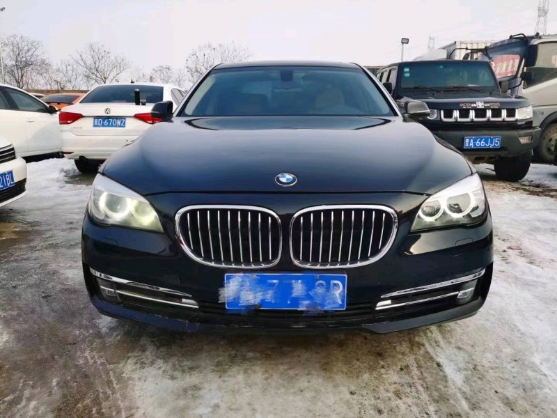 保定14年宝马7系1